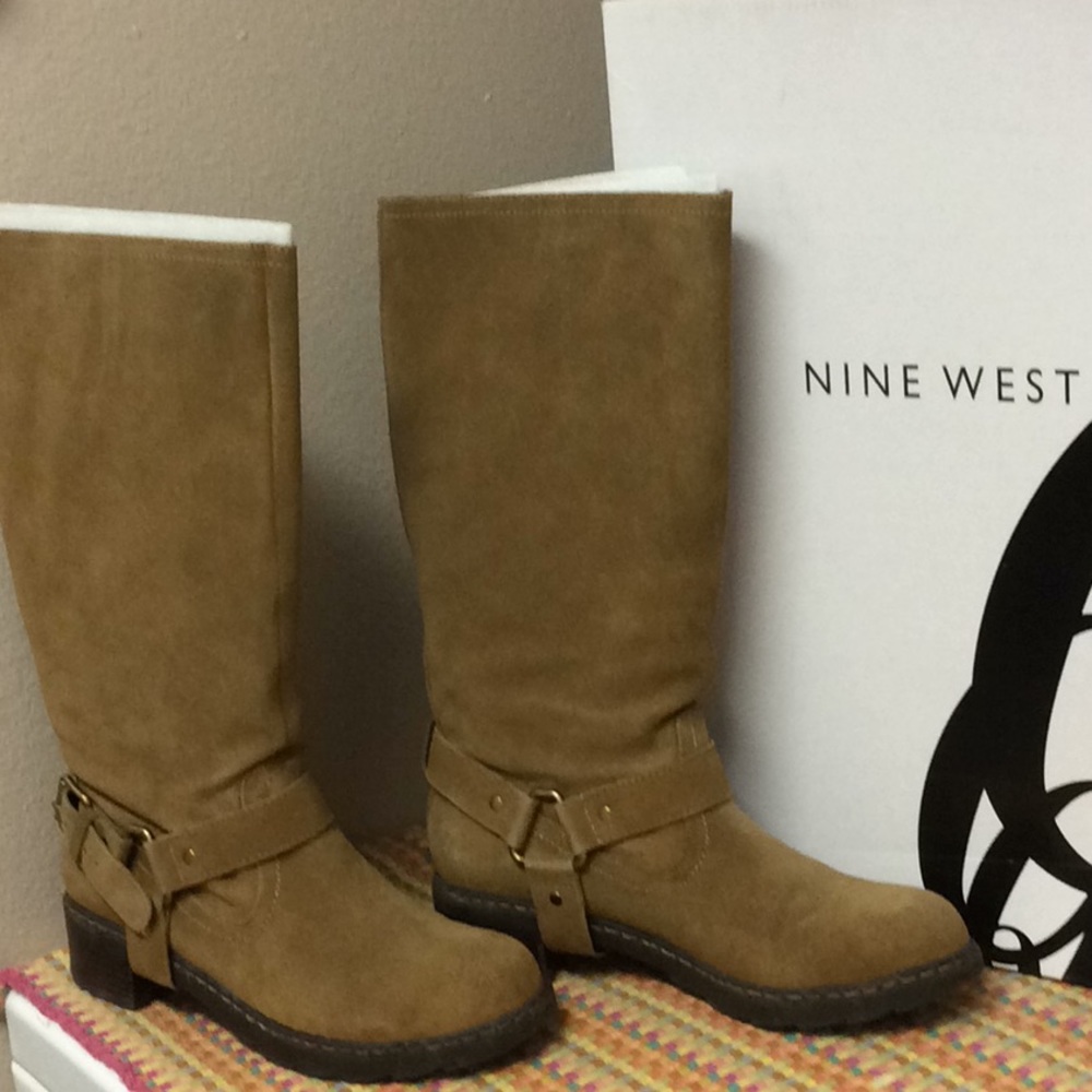 Saddle suede boots 👢